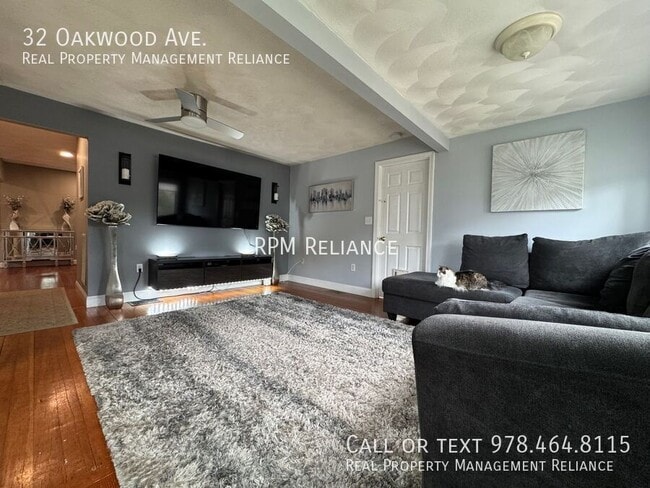 Building Photo - 32 Oakwood Ave
