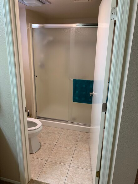 Building Photo - 17810 N Desert Glen Dr