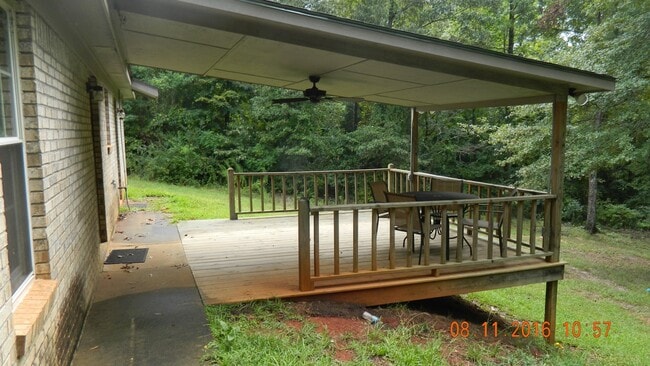 Building Photo - 476 Wagon Wheel Rd