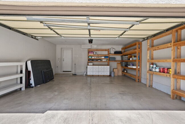 Building Photo - 39908 Millbrook Way