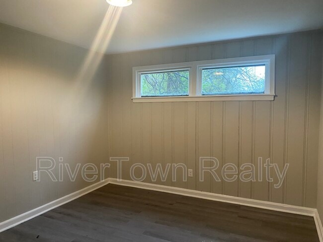 Building Photo - 3171 Princeton Ave