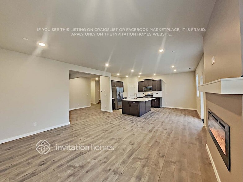 Building Photo - 7708 210th Ave E