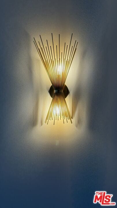 Building Photo - 1302 N Sweetzer Ave