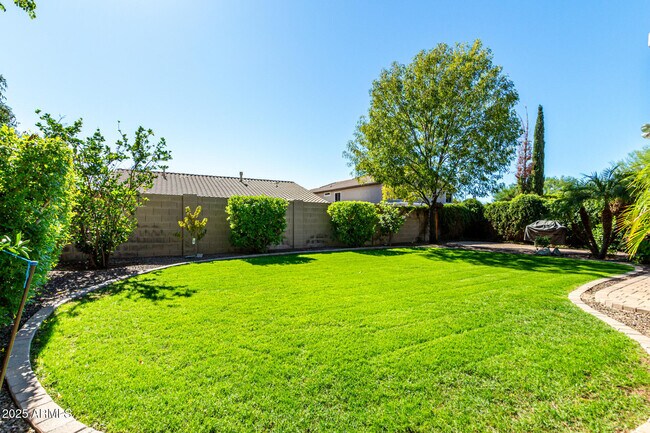 Building Photo - 11411 E Sebring Cir