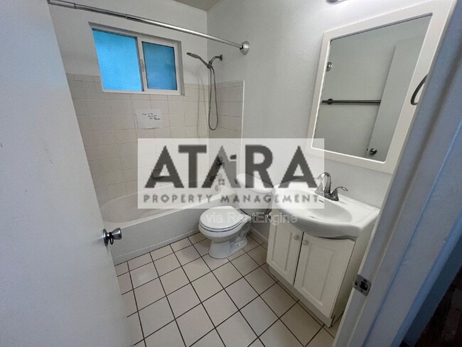 Building Photo - 650 N 300 W
