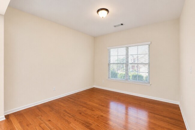 Building Photo - 7245 Rocking Horse Ln