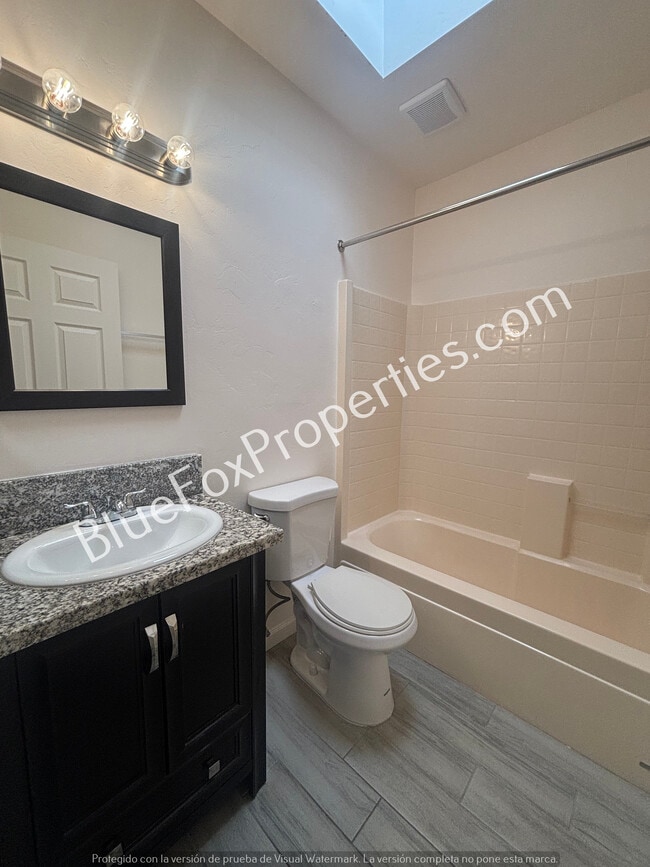 Building Photo - 245 E Norma Ln