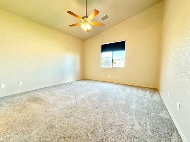 Building Photo - 3BR/2BA/2CG, 1617 sq.ft. rental in Sierra ...