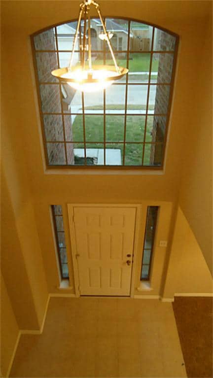 Building Photo - 22423 Albee Dr