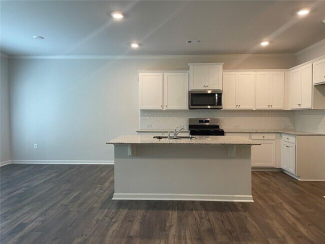 Building Photo - 2202 Blue Monarch Dr