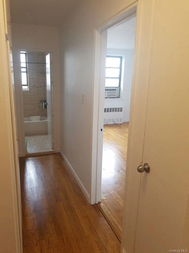 Building Photo - 2640 Marion Ave