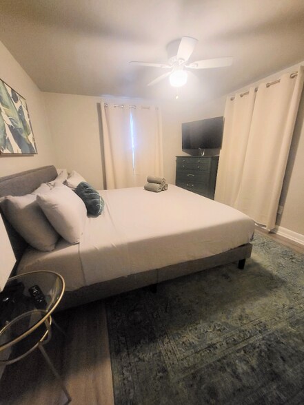 Building Photo - 3520 Post St