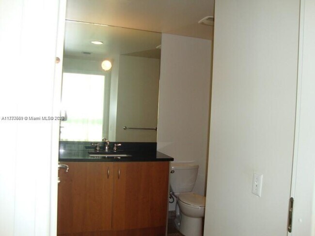 Building Photo - 300 S Biscayne Blvd