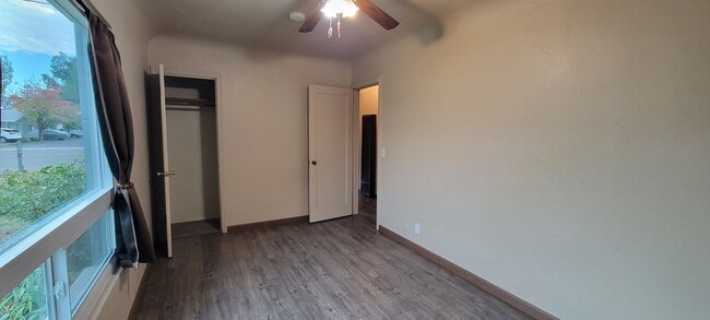 Building Photo - Anderson Home With Lots Of Character!  2 Bedroom 1 Bath With Carport and Shop