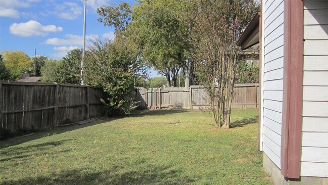 Building Photo - 12122 Kemerton Dr