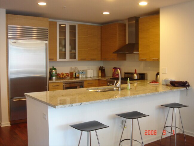 Building Photo - 240 E Illinois St