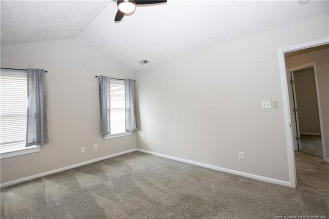 Building Photo - 196 Lochwood Dr