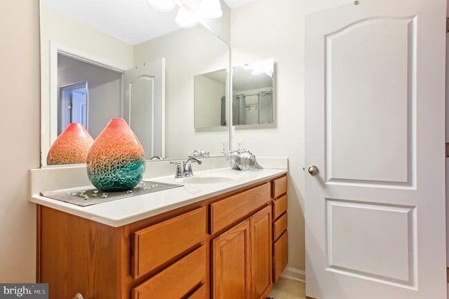 Building Photo - 7104 Britens Way