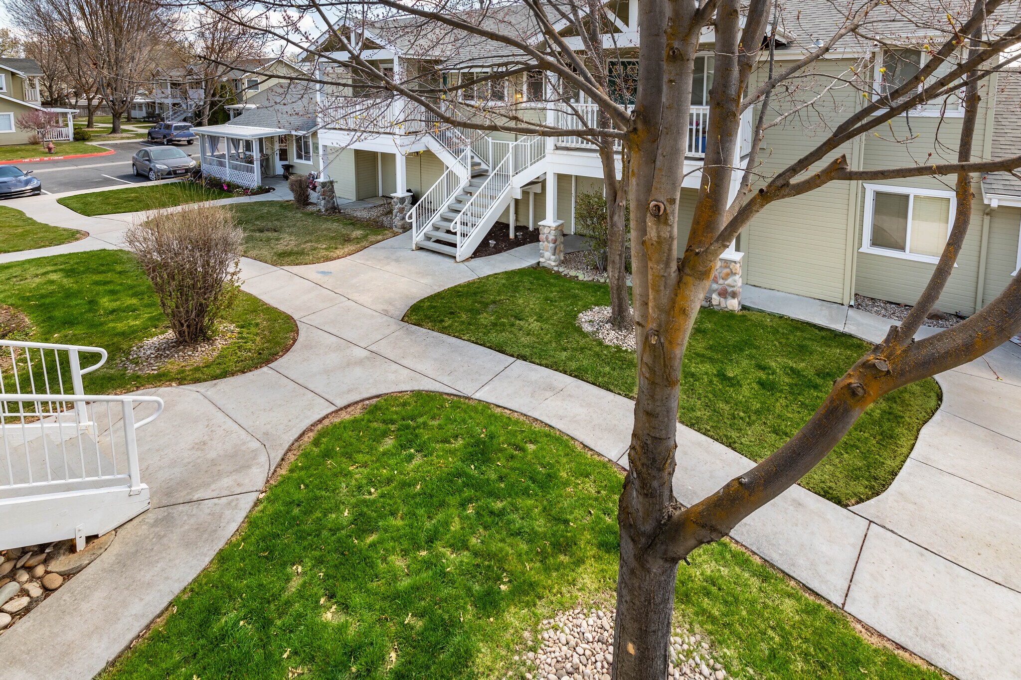 Building Photo - 509 State St