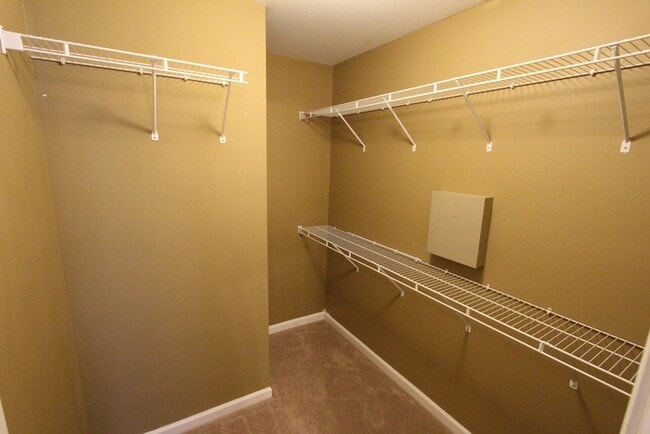 Building Photo - 663 Winding Branch Rd