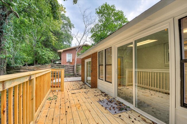 Building Photo - 4 Bed/2 Bath home in Columbia County