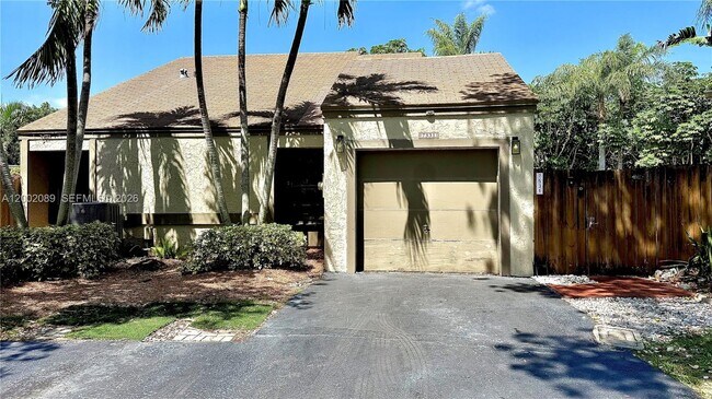 Building Photo - 7531 SW 95th Pl