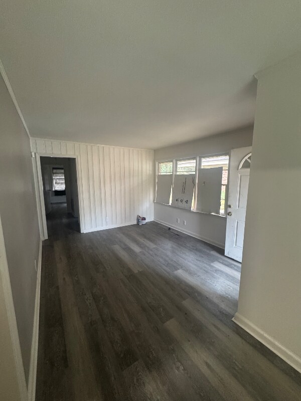 Building Photo - 4343 Summerhill Dr