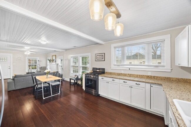 Building Photo - Historic Charm Meets Smart Design—2BR Home Near Downtown