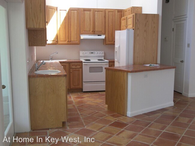 Building Photo - 3 br, 2 bath House - 1615 Laird St