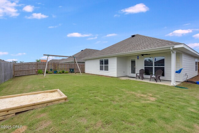 Building Photo - 230 Bayou Bend Ln