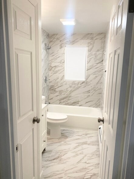 Building Photo - 317 Alexander Ave