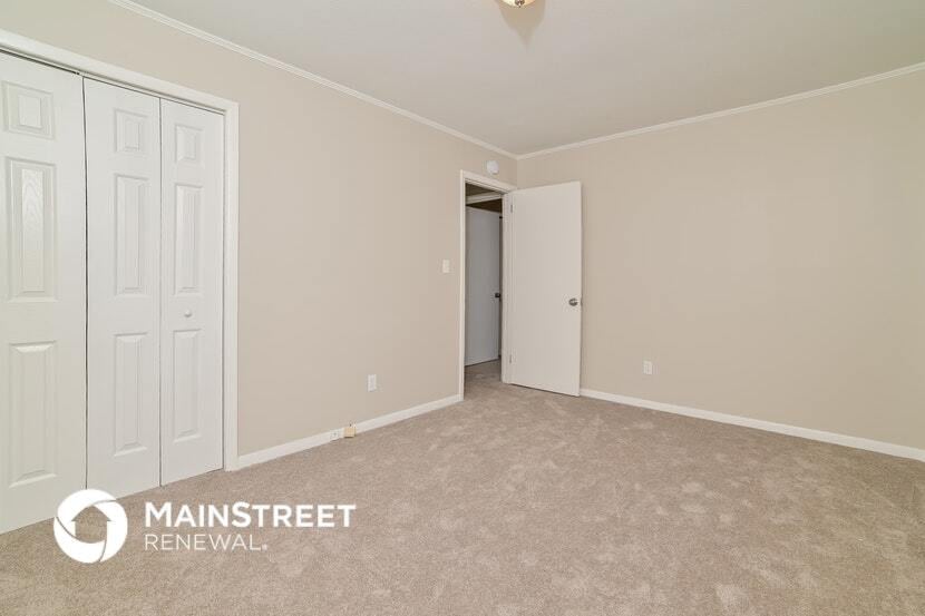 Building Photo - 7833 Brownvue Rd