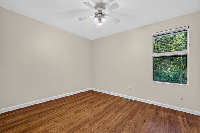 Building Photo - 6239 Lucille Dr