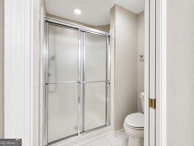Building Photo - 3057 Orchard Ridge Cir