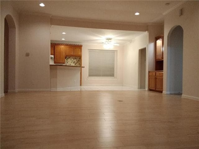 Building Photo - 609 Sunningdale