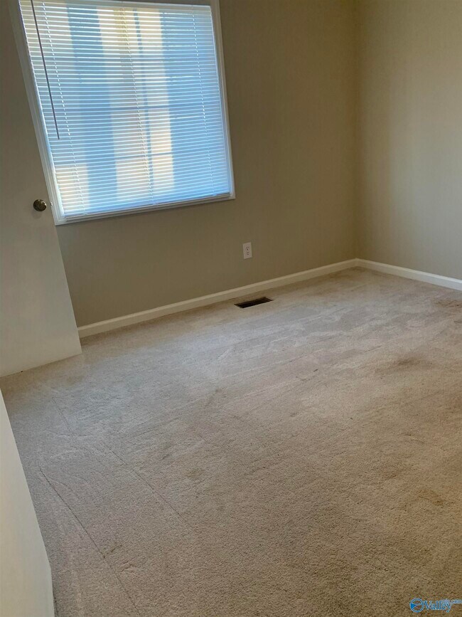 Building Photo - 325 Honea Ln