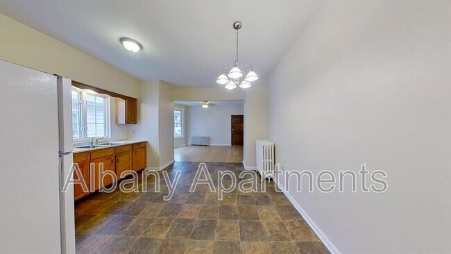 Building Photo - 71 S Allen St