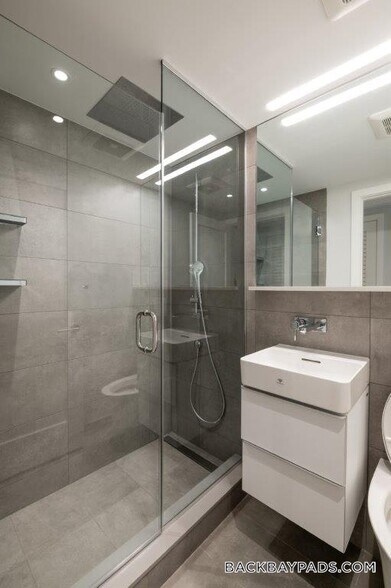 Building Photo - 12 Commonwealth Ave