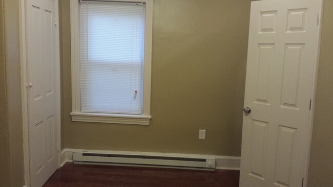 Bed Room3 - 1215 W 4th St