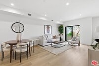 Building Photo - 3842 Don Tomaso Dr