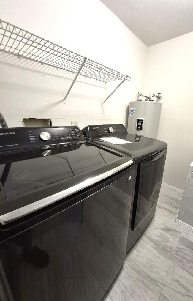 Building Photo - 3122 Audobon Pl