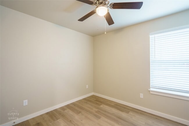 Building Photo - 2626 Baron Ave