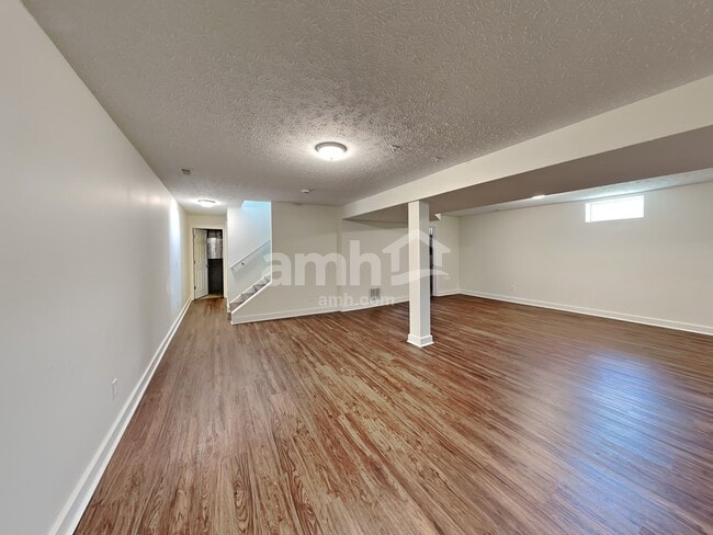 Building Photo - 257 Bannock Dr