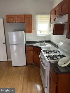 Building Photo - 5644 Appletree St
