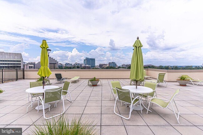 Building Photo - 4242 East-West Hwy