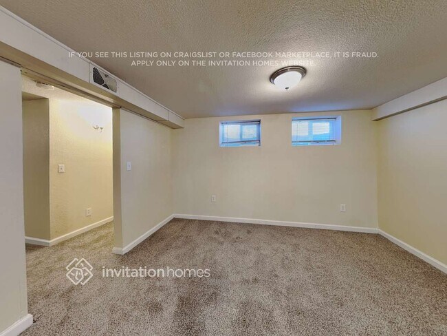 Building Photo - 2032 Ironton St