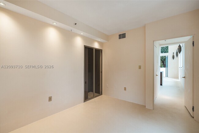 Building Photo - 1428 West Dr