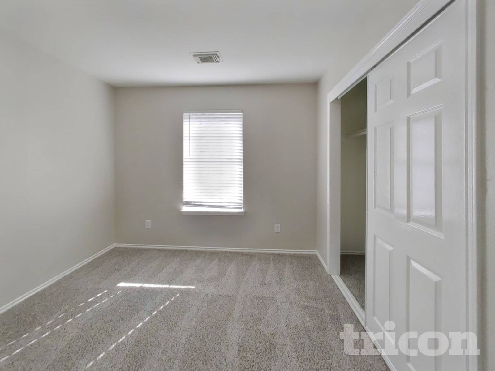 Building Photo - 3703 Bent Springs Ln