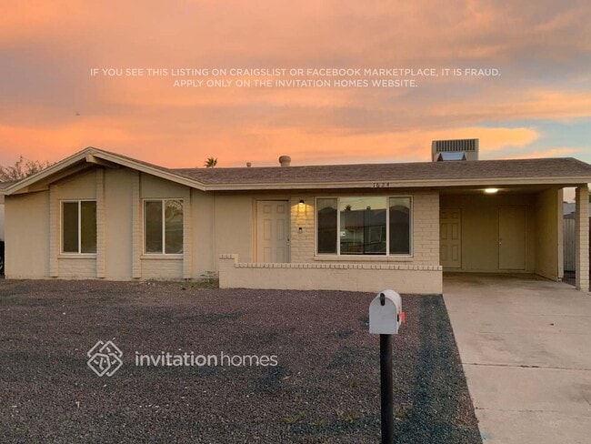 Building Photo - 1624 W Behrend Dr