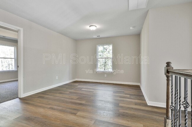 Building Photo - 10 Singletree